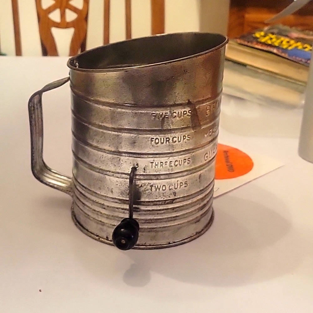 Bromwells measuring sifter